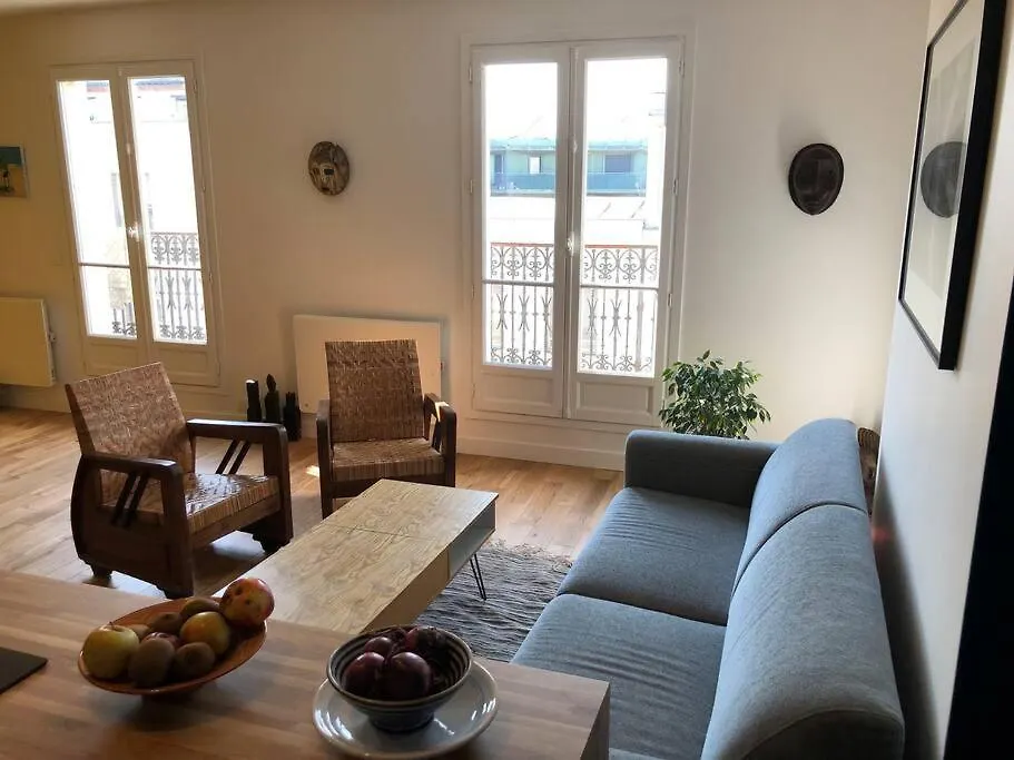 Apartment Appartement Duplex Refait A Neuf Calme Et Lumineux Paris